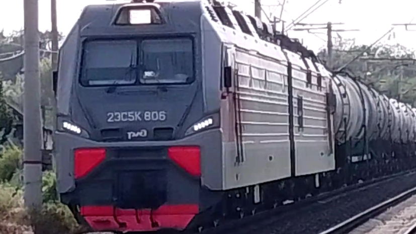 Ермак в новой маске и другие поезда на ст. Красноармейская. Часть 3