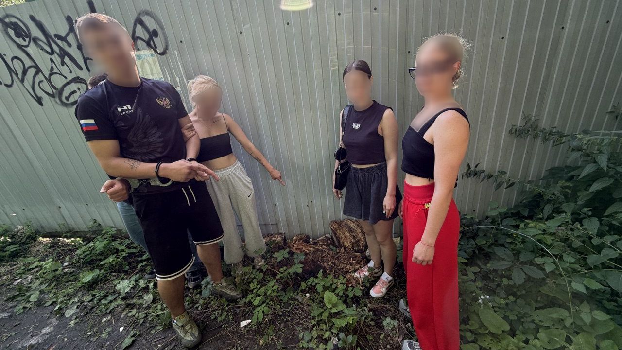 В Тамбове пресечена деятельность молодых людей из Екатеринбурга, пытавшихся сбыть около 1,5кг «соли»