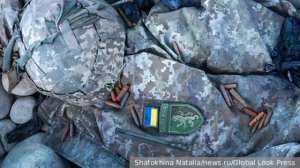 Боевики ВСУ бросили позиции и сожгли останки сослуживцев в Сумской области.