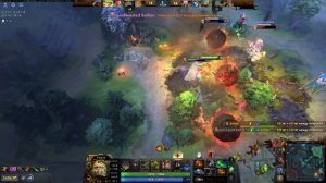 Играю в Dota 2 за Pudge