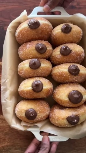 Пончики с нутеллой