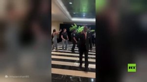 «لا يمكنك الاختباء، أنت ترتكب إبادة جماعية».. محتجون يقتحمون فندق نتنياهو في واشنطن