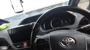 TOYOTA VOXY 2014 начало перегона