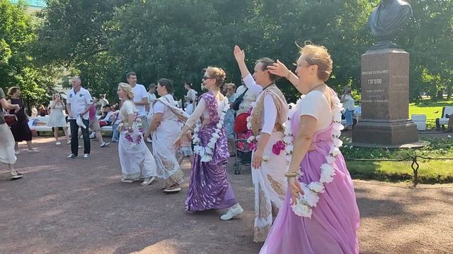 12.07.26.Харинама по Невскому