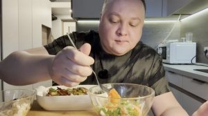 Форель с жареной картошкой мукбанг