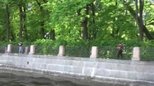 Плывём по городу. Музыка Сергея Чекалина.