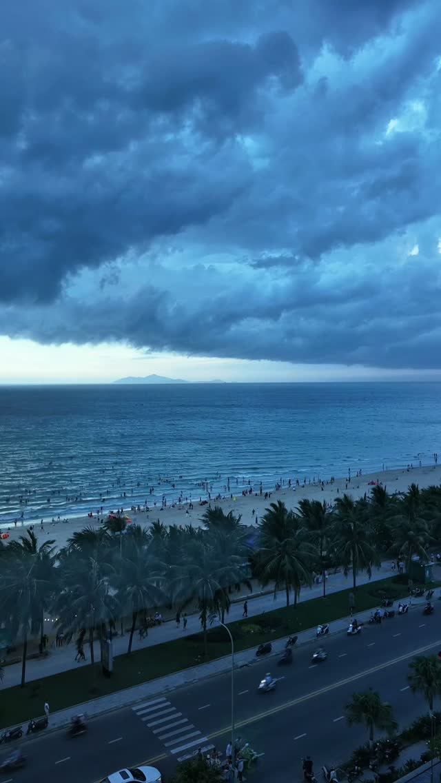 Таймлапс из отеля Grand Tourane Danang, Вьетнам
