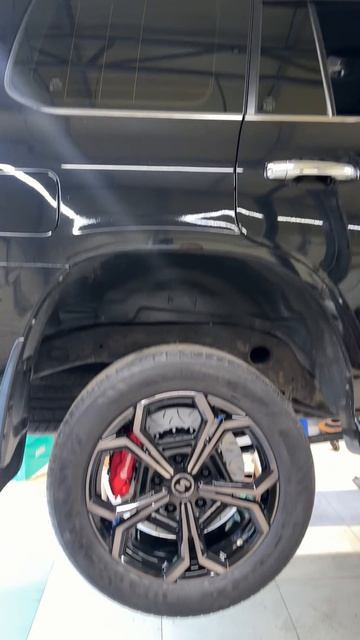 Оригинальные тормоза Brembo 410x34 в Land Cruiser 200