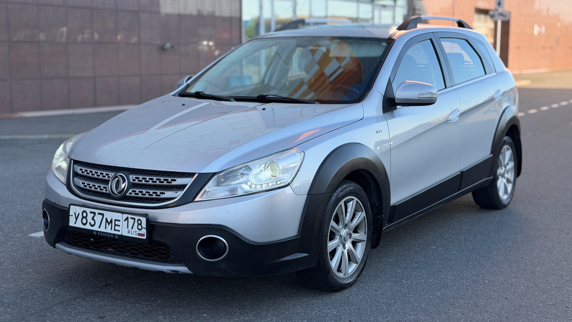Донг фенг Н30 Cross