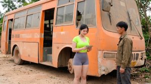 Девушка-механик: как я восстановила 35-местный автобус Hyundai после 20 лет простоя 🚌🛠️