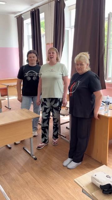 Подготовили парты и стулья к новому учебному году #школа #знания #дети #семья