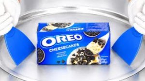 ASMR: сворачиваем мороженое со вкусом чизкейка и Oreo!