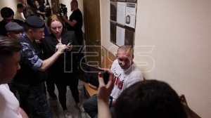 Избрание меры пресечения фигуранту дела об избиении ученого РАН Зезина в Екатеринбурге