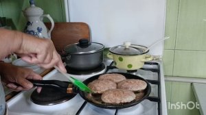 Я домв,готовлю обед.Вечерком поговорим о том,о сём🫠🤔