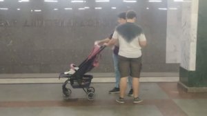 Станция метро Бульвар Дмитрия Донского интерьер, пассажиры, поезда Москва Фрагмент 9