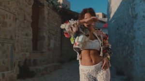 Ани Лорак — Обожаю _ Mood Video