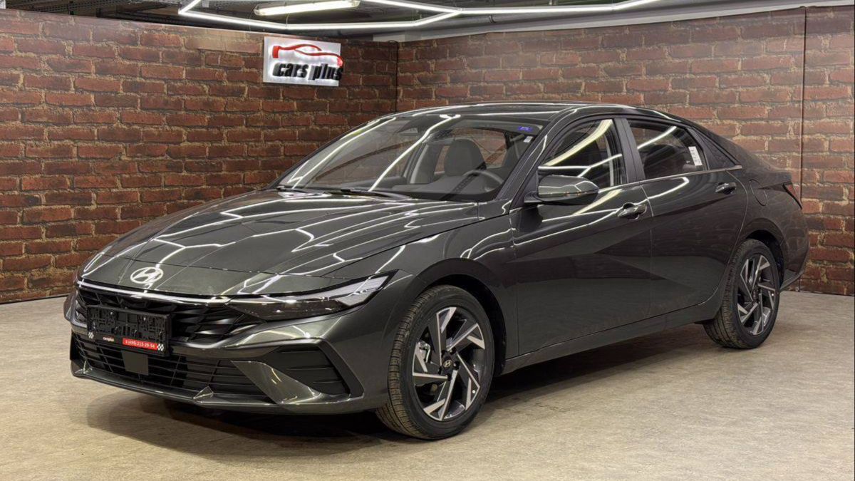 🚘 Hyundai Elantra CN7