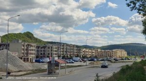 Стройка ЖК «Кипарис» 30 июля: что стелят под бетон на будущей парковке?
