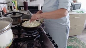 Убрала лук севок. Отличный урожай.Ленивые пирожки с капустой.