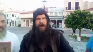 ΚΟΙΤΆΖΟΥΝ ΑΛΛΑ ΔΕΝ ΒΛΕΠΟΥΝ
