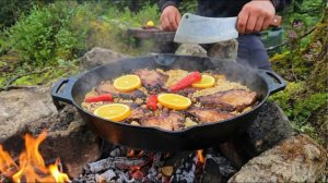 Свиные стейки с рисом на костре — сочнее некуда!