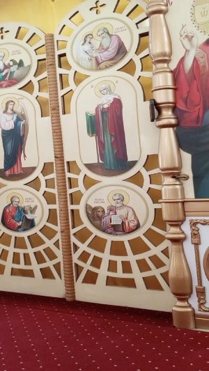 Дорогие братья и сёстры! Божественная служба храм Святой Троицы