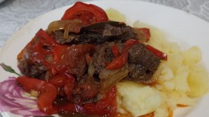 Говядина с овощами в духовке