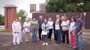 «Оплата чужих праздников». Жители саратовского поселка ждут помощи главы СК