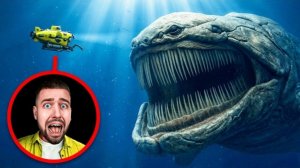 Огромное морское чудовище атакует мою подводную лодку в моем озере! 😨 В реальной жизни!