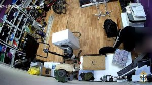 Работник новосибирского ломбарда уличён полицией в хищении денег и украшений на 2,5 миллиона рублей