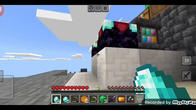 разбей  стену  в Minecraft