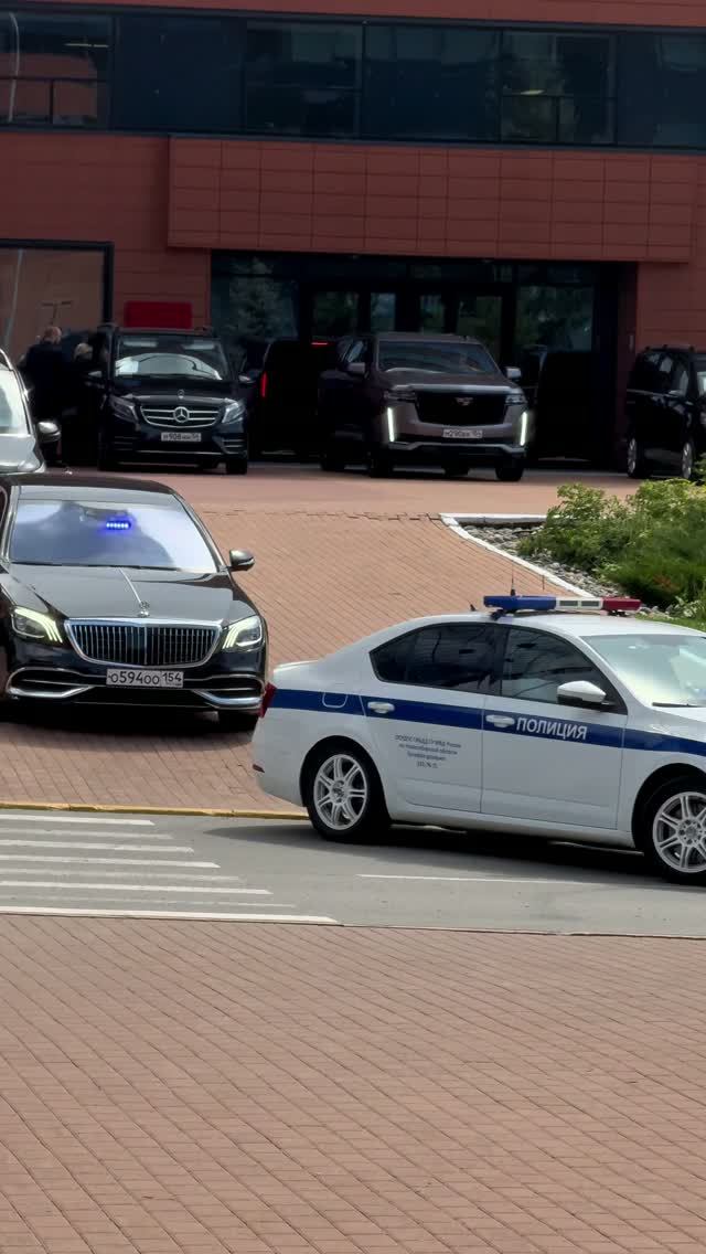 Глава ЛДПР на выставке погрузчиков для народа. Мини-спецтехника Макстем #строительство #коммунальная
