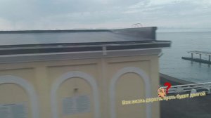 **НЕ ПЛАЧЬ** И Я ВЕРНУСЬ ДОМОЙ. ЗНАЙ ЧТО Я ЖИВОЙ. ВОЗВРАЩАЙТЕСЬ. ВСЕГДА ДОМОЙ.