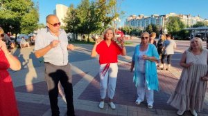 31 июля. А ты яблоко ела..