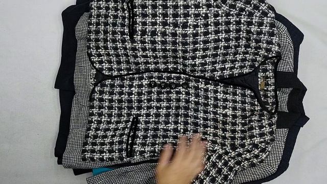 Пиджаки женские зимние 