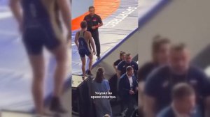 🤬На чемпионате России по вольной борьбе участника дисквалифицировали за укус соперника