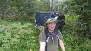 Жара +38°. Сломался в лесу, ползу сквозь «джунгли». Меточное дерево медведей. Поход в лес