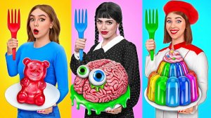 Кулинарный Челлендж_ Уэнсдей против Бабушки _ Кухонные гаджеты и Лайфхаки для родителе