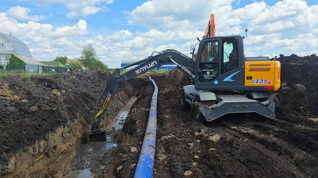 Для каких задач подходит колёсный экскаватор?