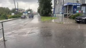 Мощный ливень превратил дороги Самары в реки 31 июля