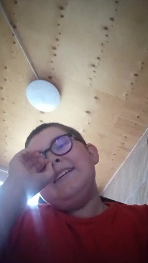 дома с пацанами будет смешно