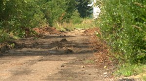 (Рыбинск-40) В ВОЛЖСКОМ ПОСТРОЯТ ТРОТУАР