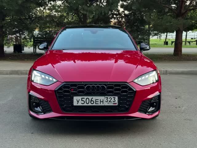 🏎️ Audi S5 Coupe 👇🏻