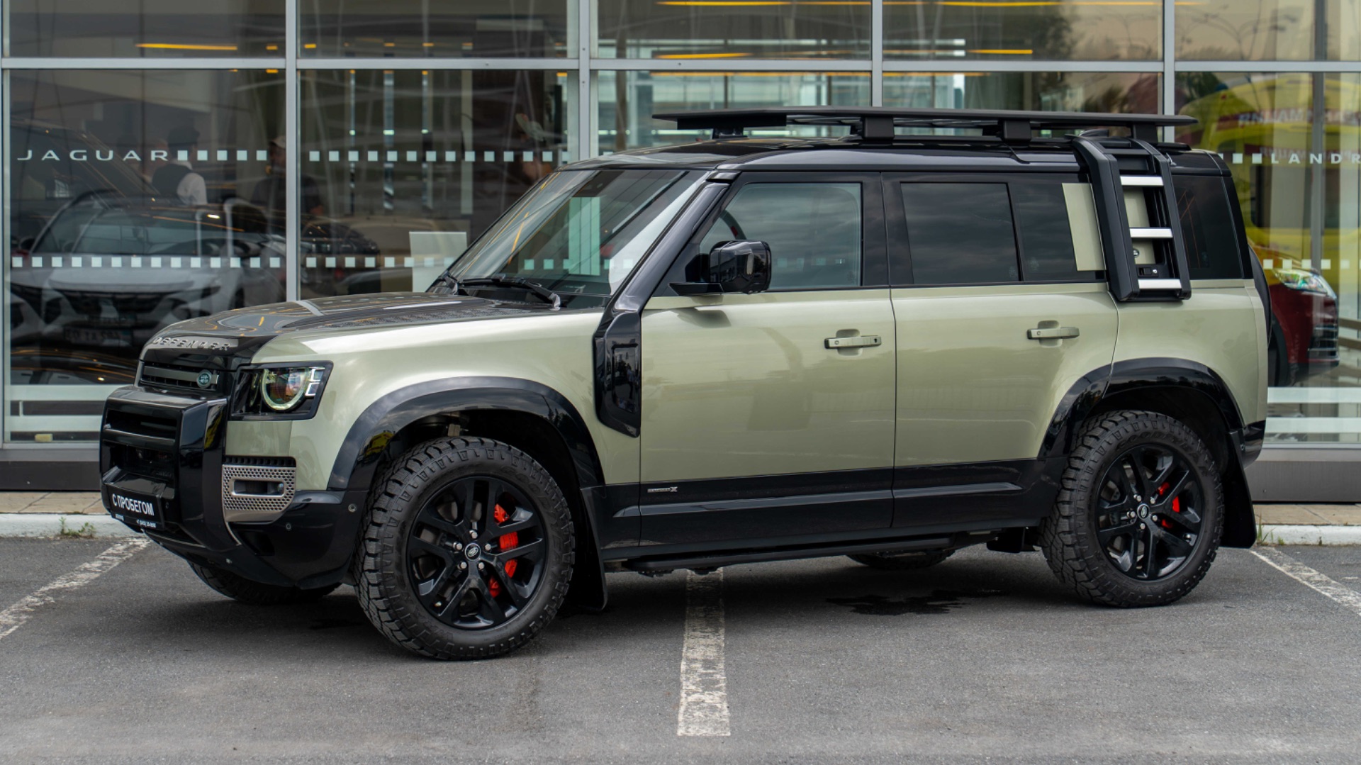 Land Rover Defender X, 2022