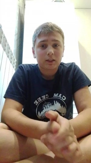 я вернулся .
у меня сломался телефон