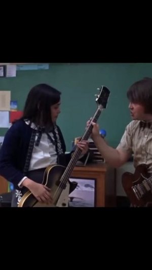 научу бас гитаре)) #unlie #bass