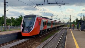 С Днëм Железнодорожника! ЭС104 038 «Финист» на перегоне Лигово - Стрельна. Платформа Сергиево.