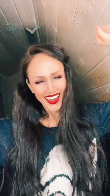 Сначала весело...