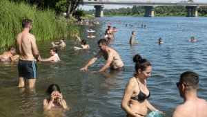 Экстремальная жара плавит Центральную Россию, юг Казахстана и Беларусь. Погода в СНГ