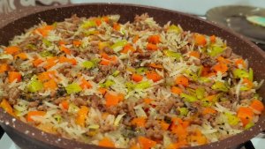 Что Приготовить на Обед? Вкусный Рис С Овощами И Фаршем.